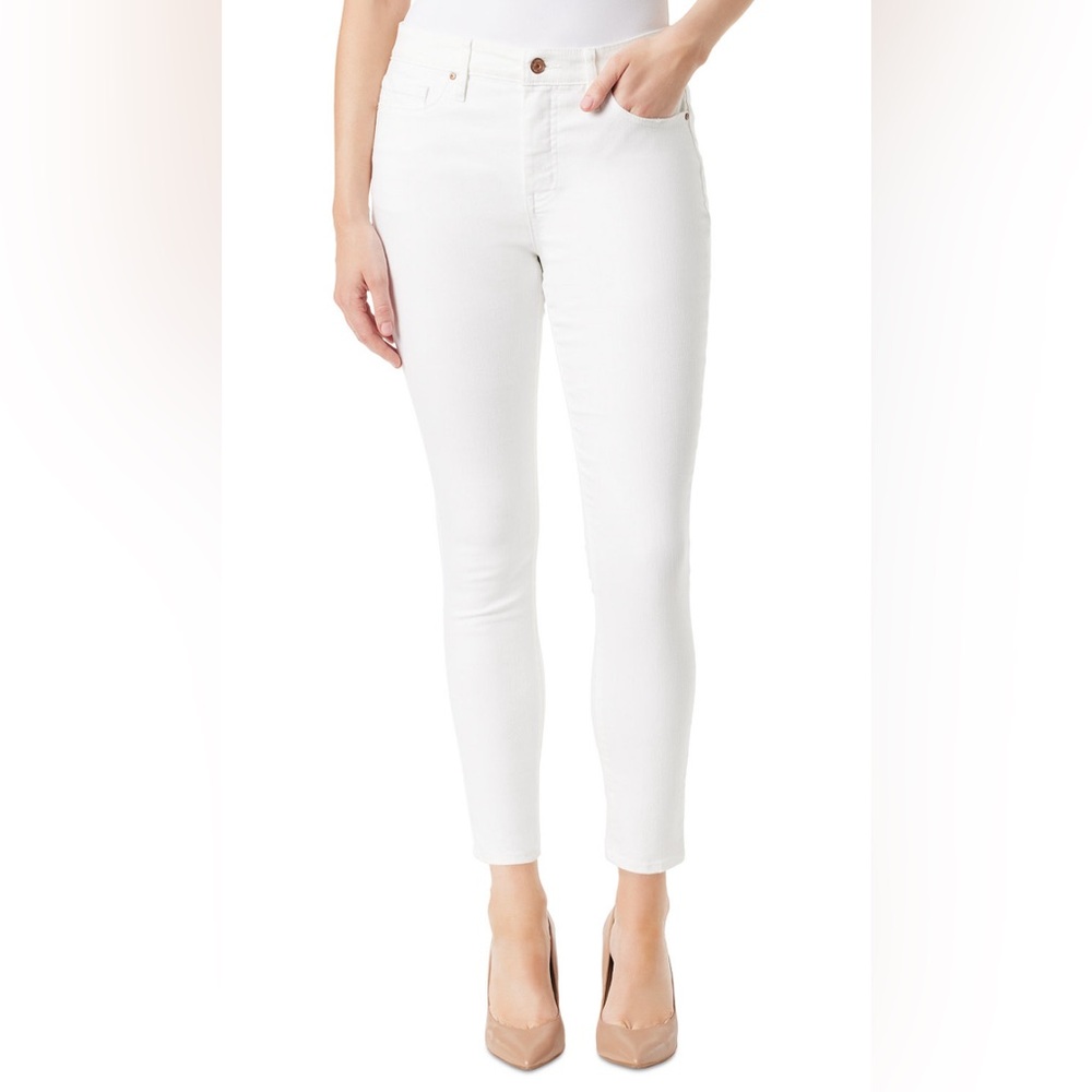 Jessica Simpson skinny jeans for women’s